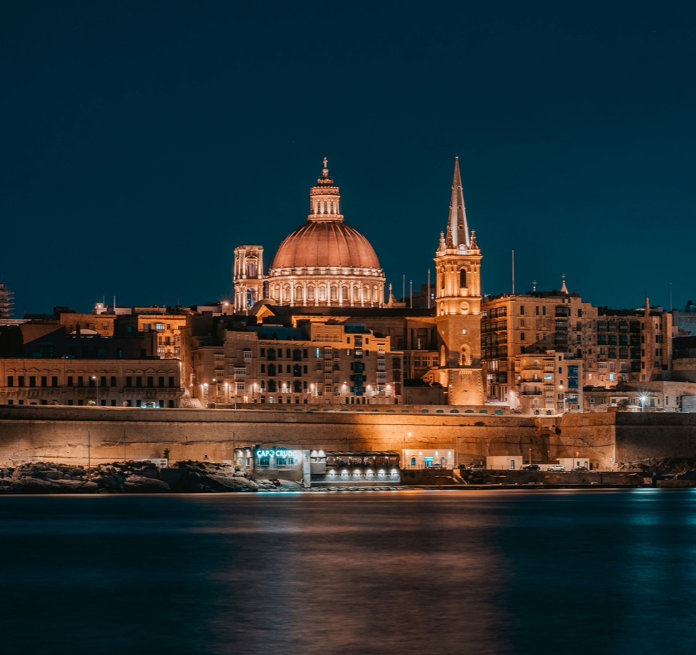 emmanuel-cassar-ax4QBMLQcbY-unsplash