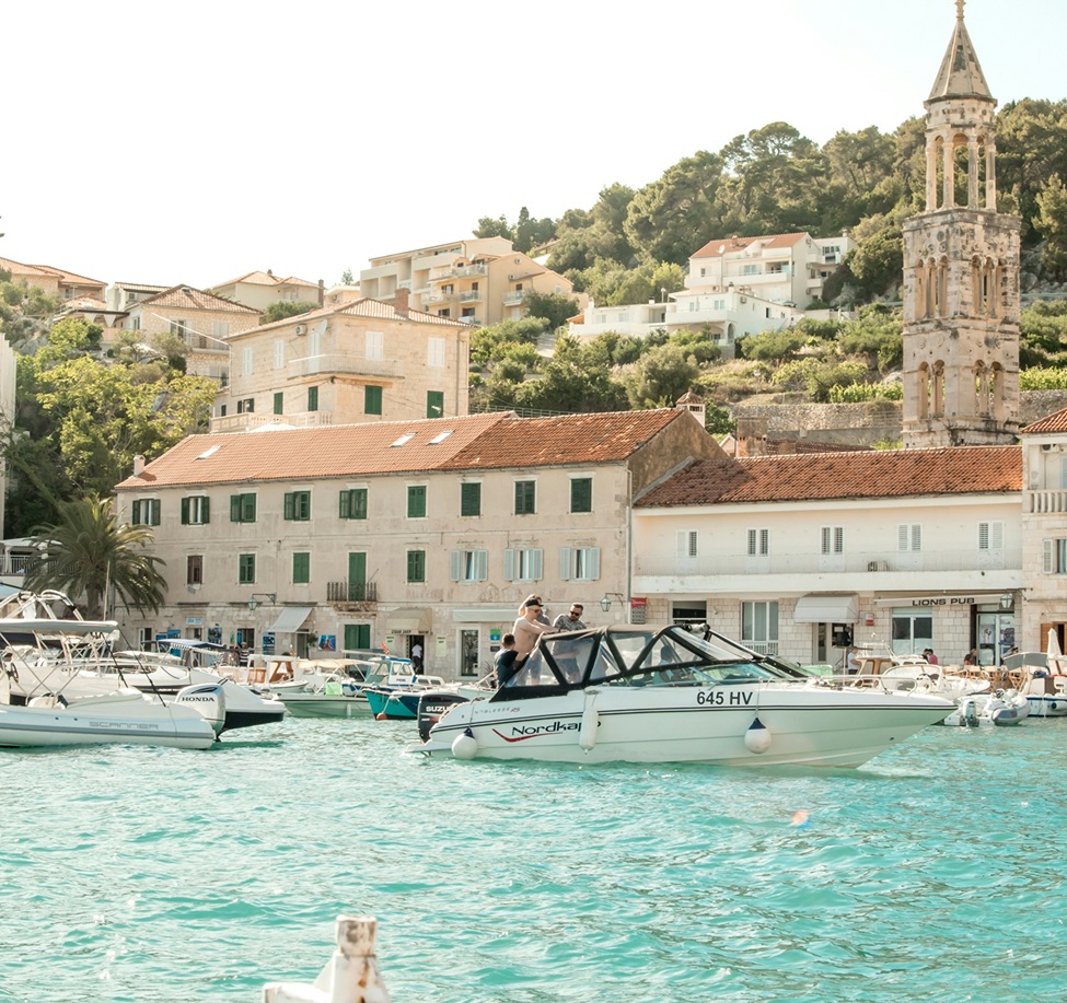 marcus-lofvenberg-4OtdDwqrlIA-unsplash